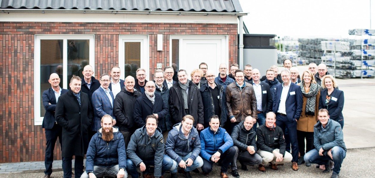 Tweede etappe fabrieks- en inspiratietour Aedes en partners bij Bouwgroep Dijkstra Draisma