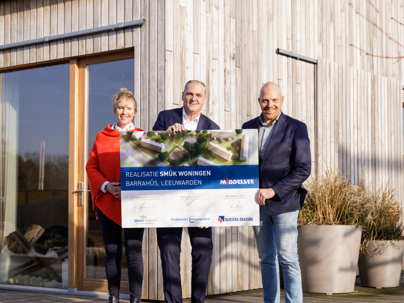 BGDD - ondertekening bij de Smûk woning